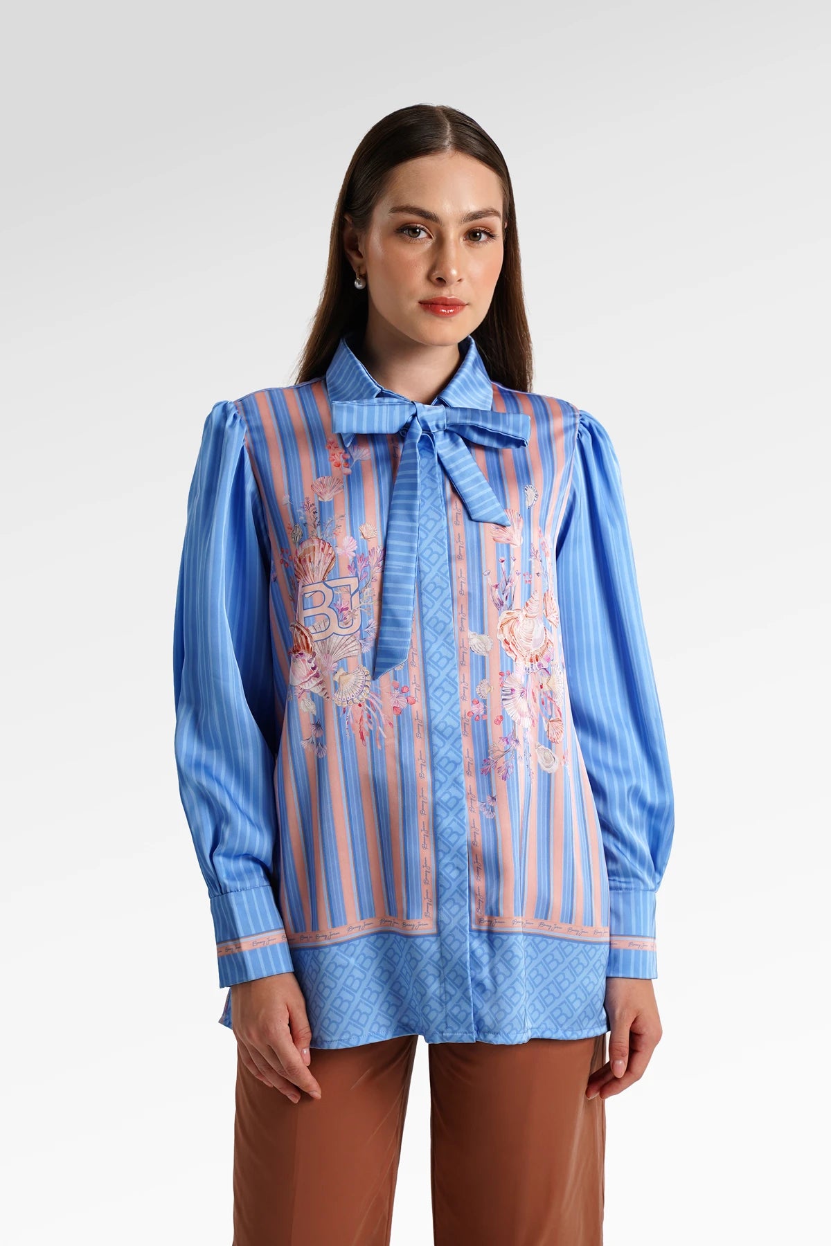 Secret Of The Sea Bow Shirt - Clownfish