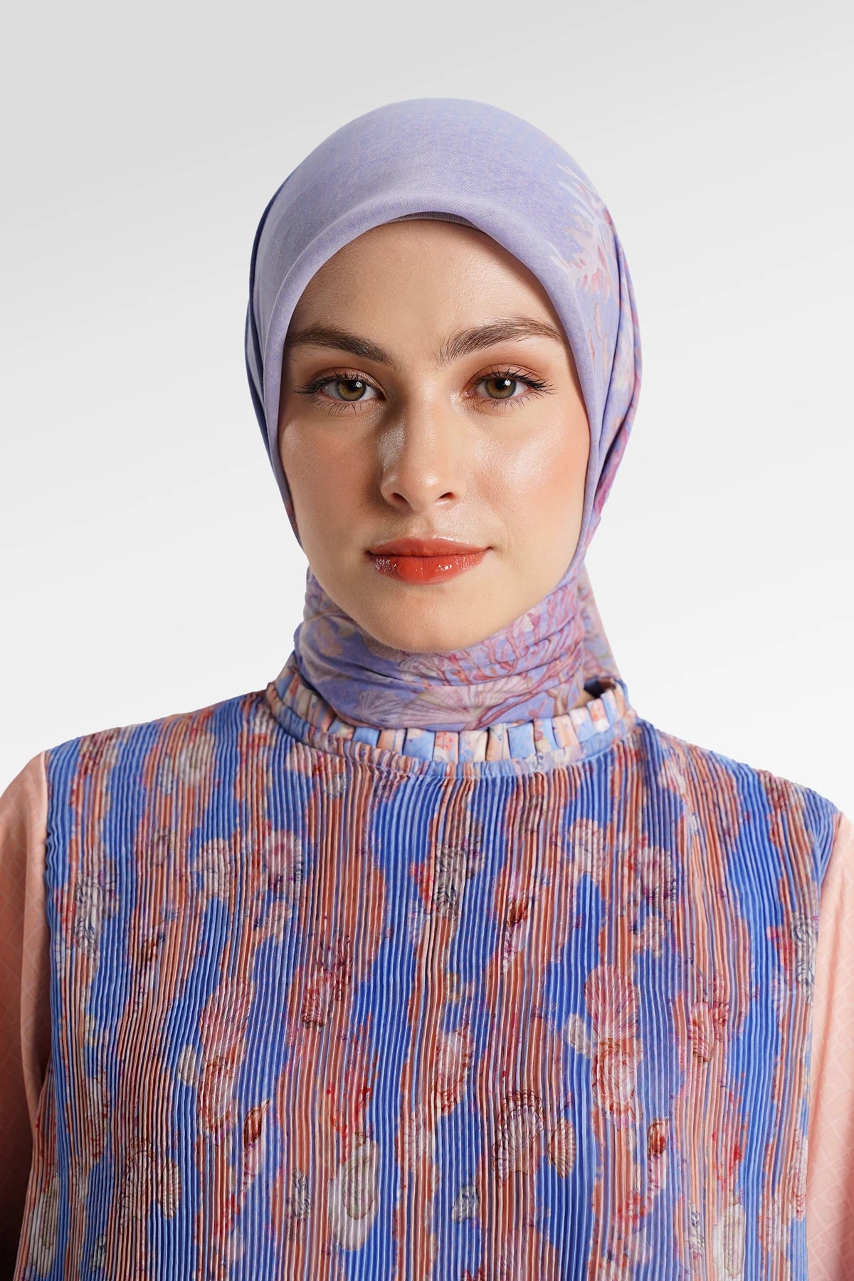 Secret Of The Sea Scarf - Clownfish