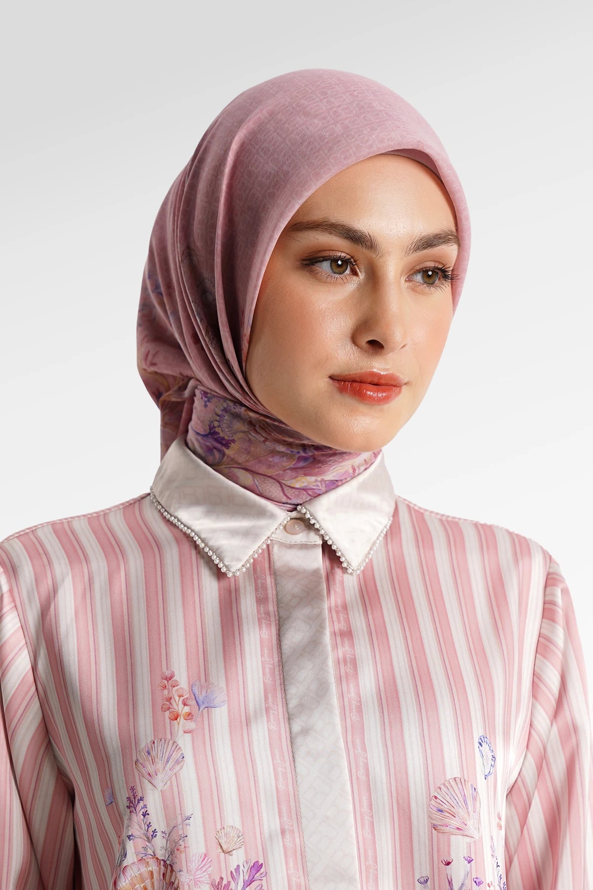 Secret Of The Sea Scarf - Jellyfish