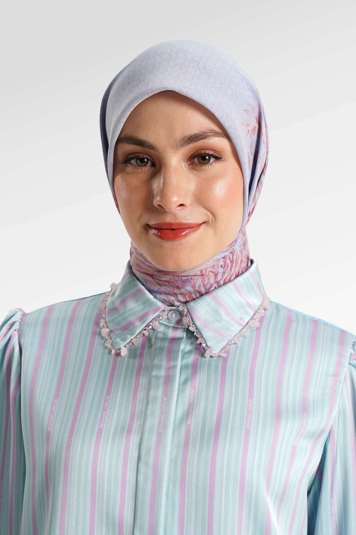 Secret Of The Sea Scarf - Shell