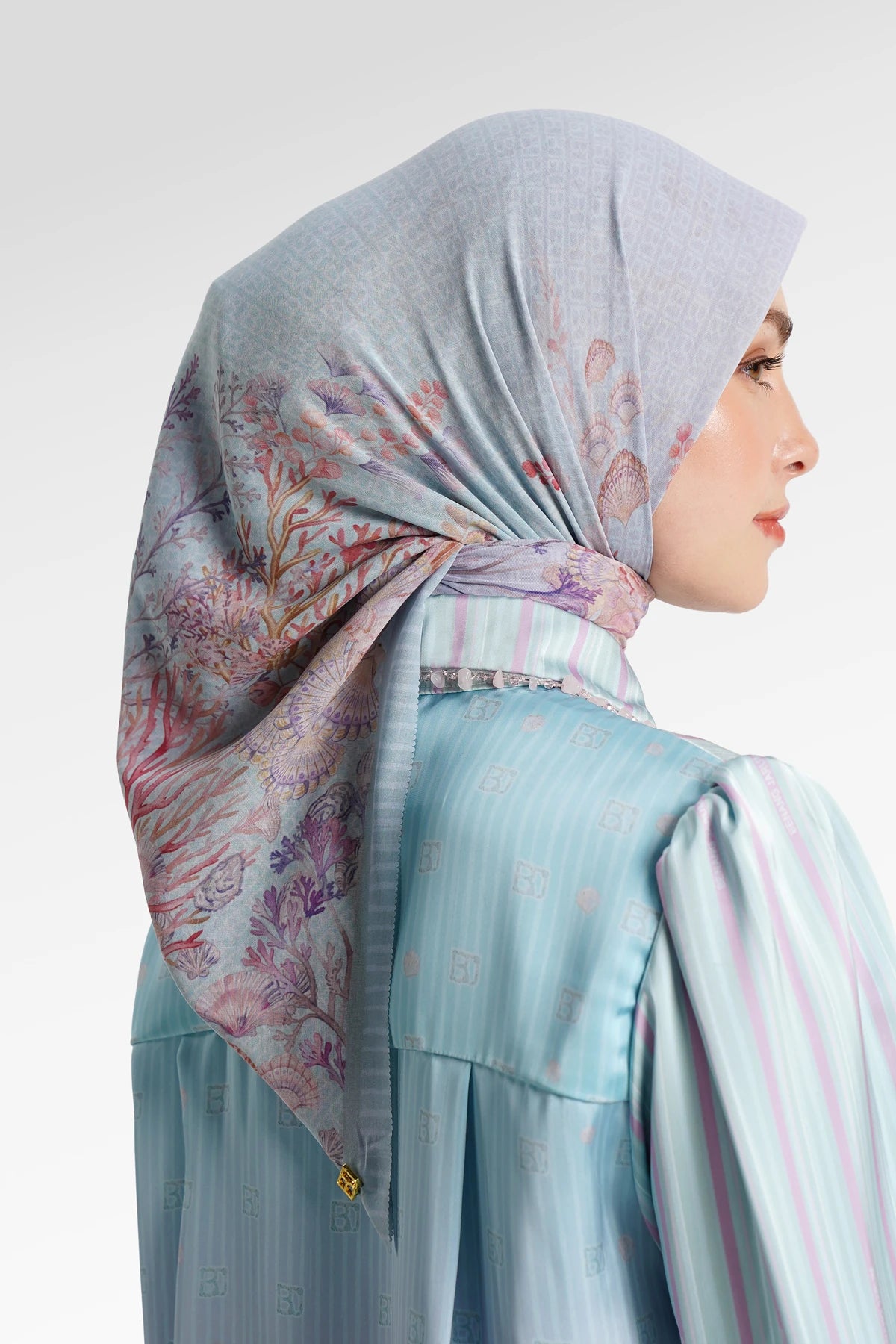 Secret Of The Sea Scarf - Shell