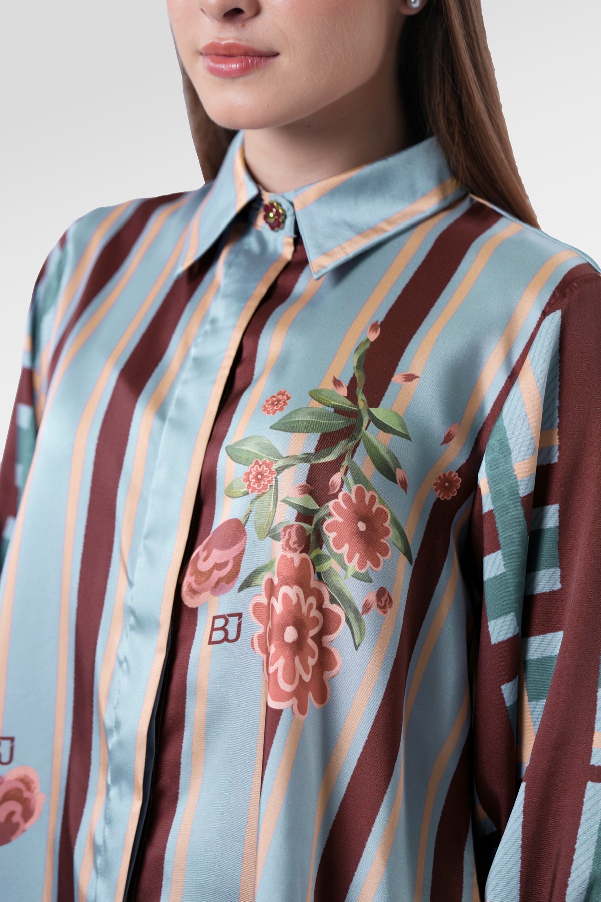 Selena Crop Shirt - Navy Peony