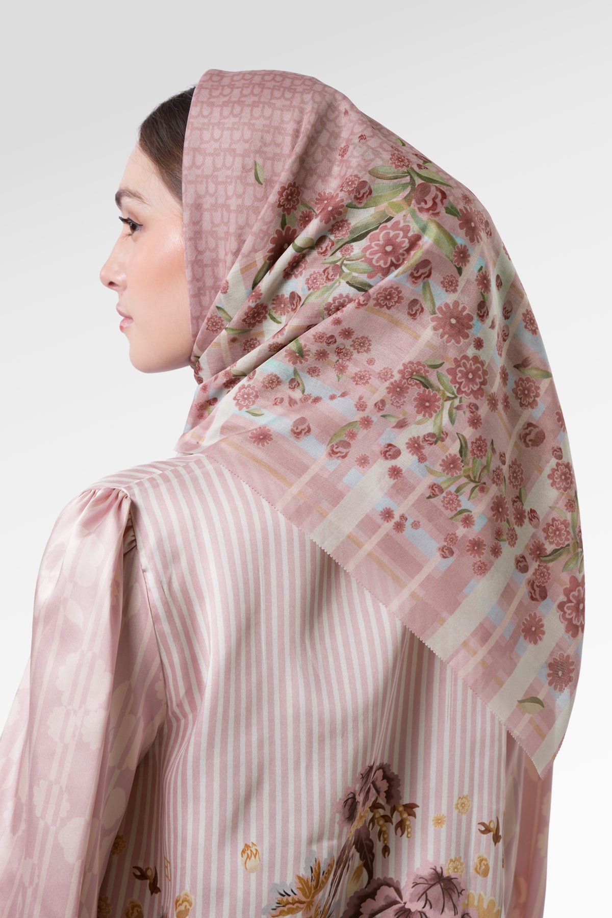 Selena Scarf - Rosabella