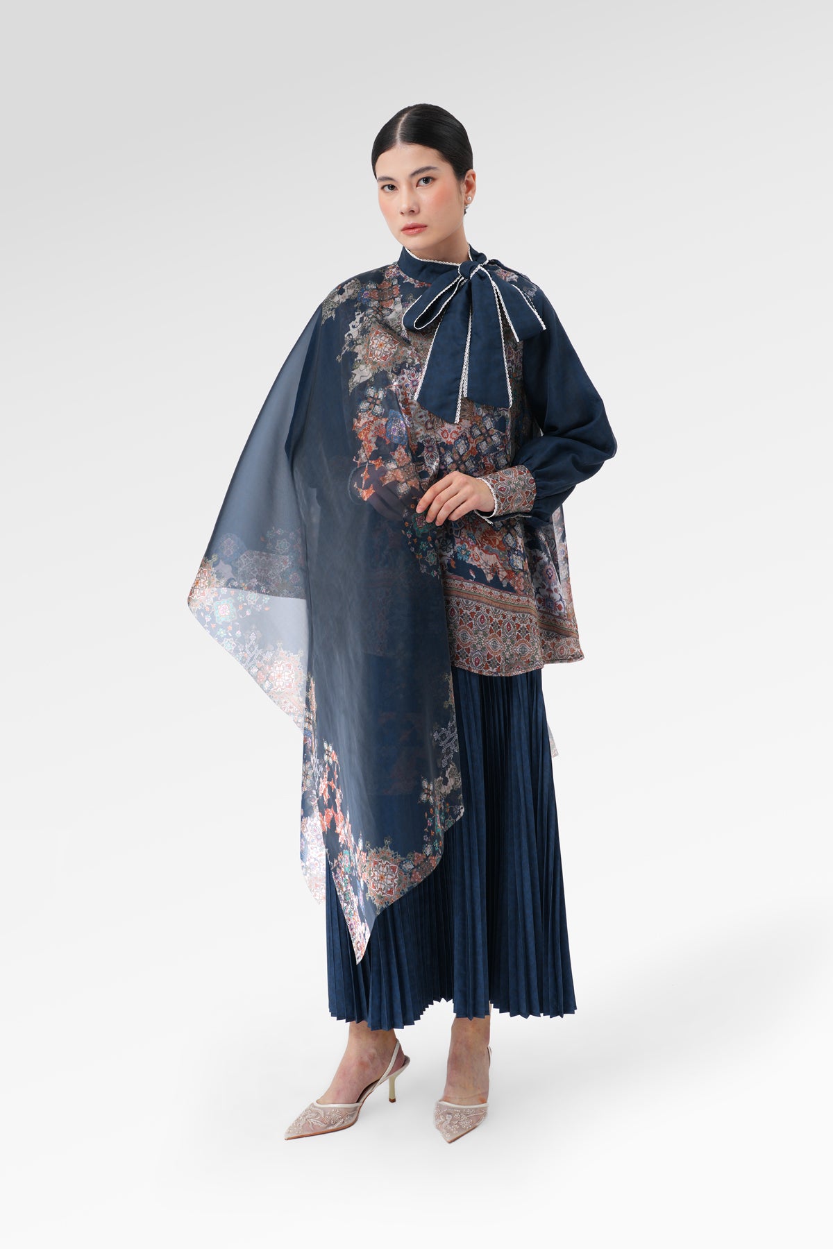 Marchesa Shawl - Majorelle