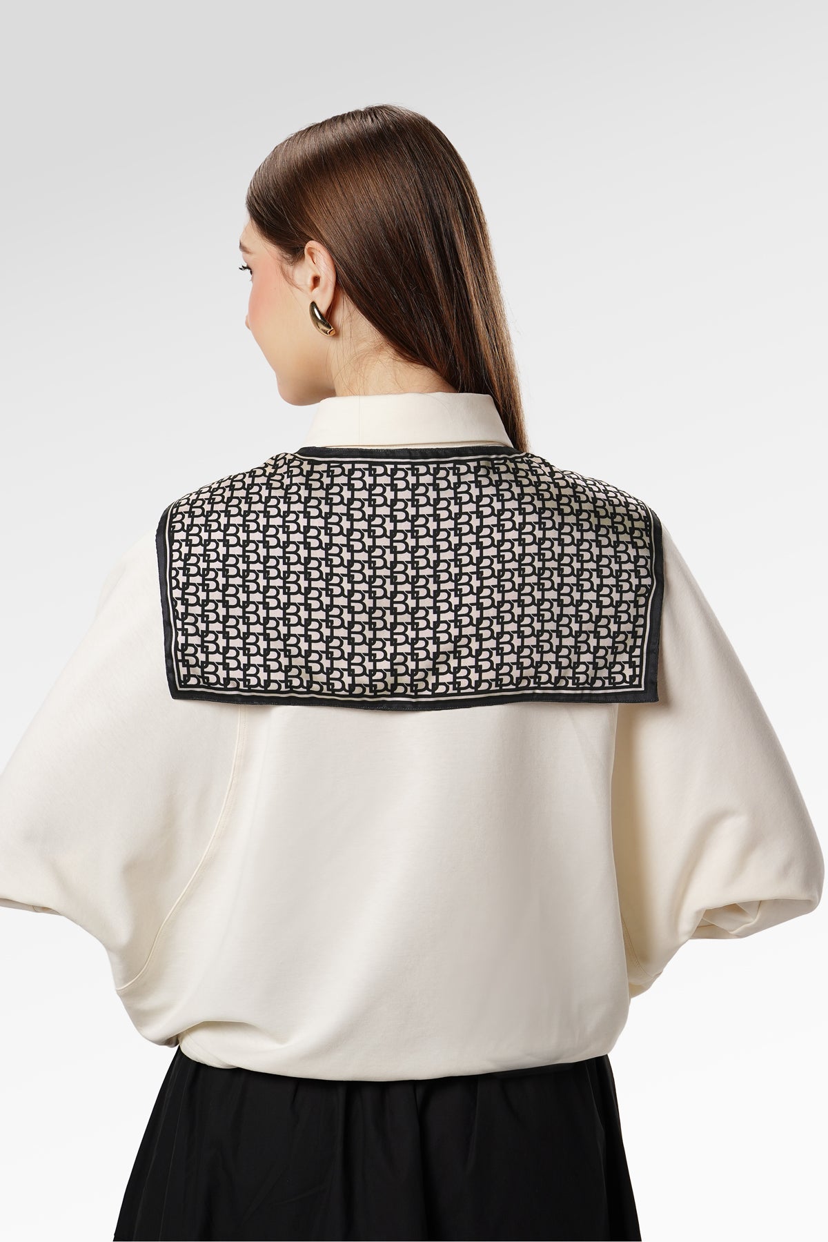 Signature Monogram Neck Scarf - Black