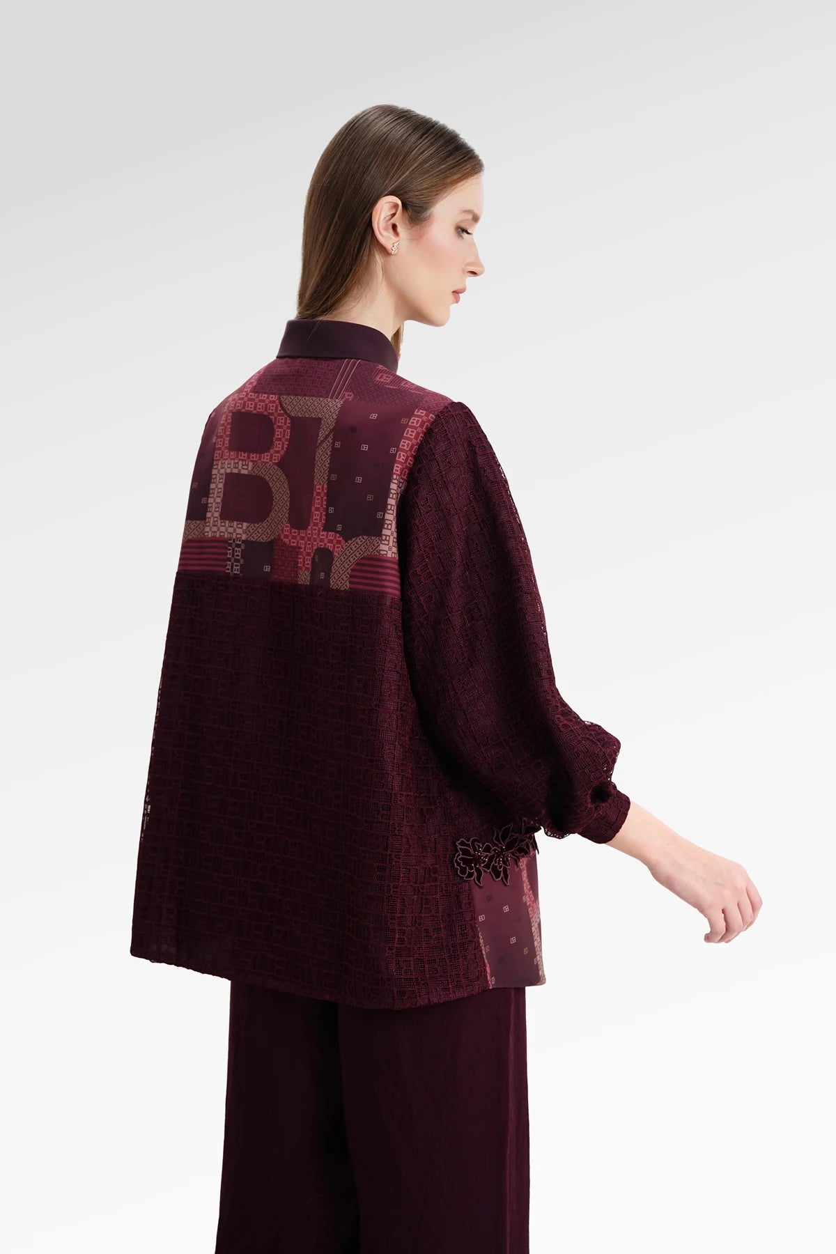 The Monogram Lace Embroidery Shirt - Berry