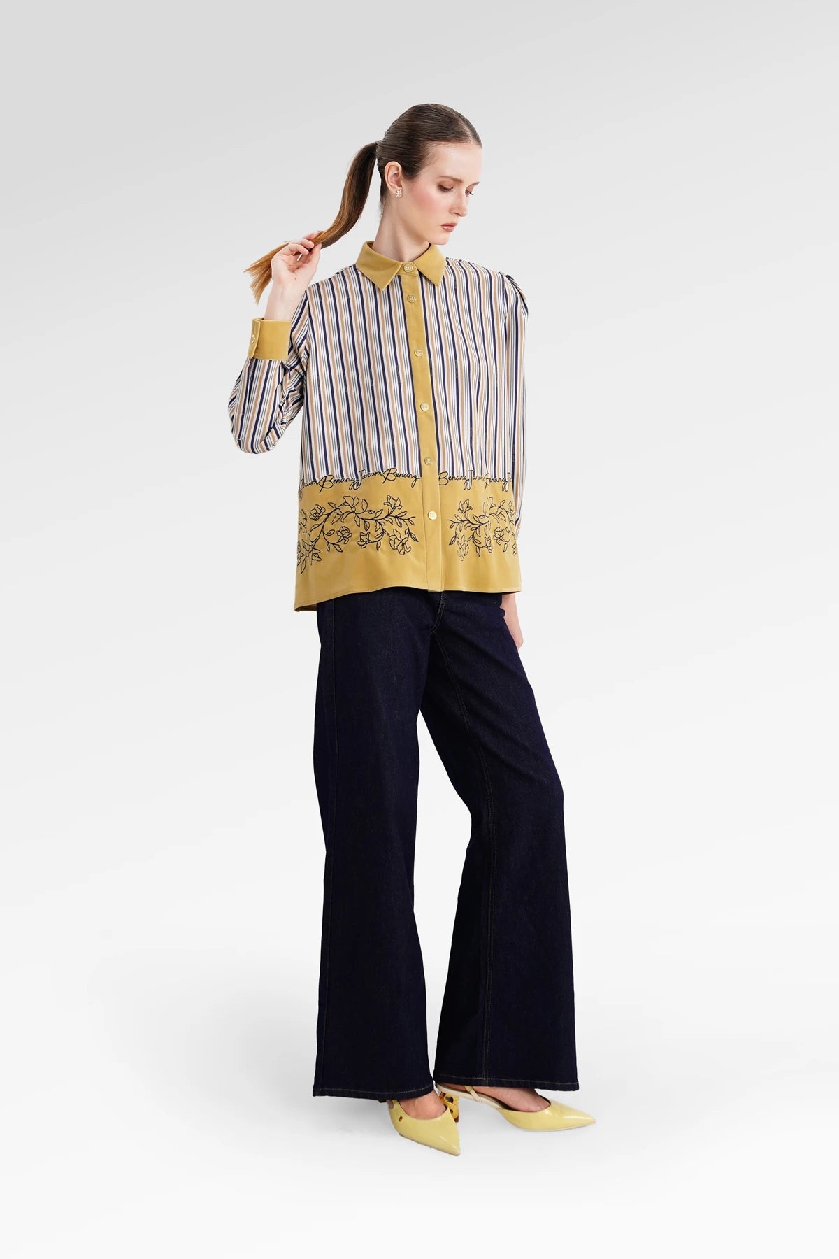 The Monogram Velvet Shirt - Yuzu