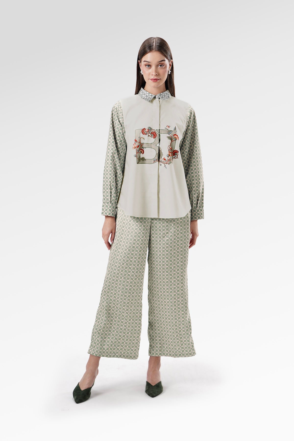 The Regal Basic Shirt - Sandsage
