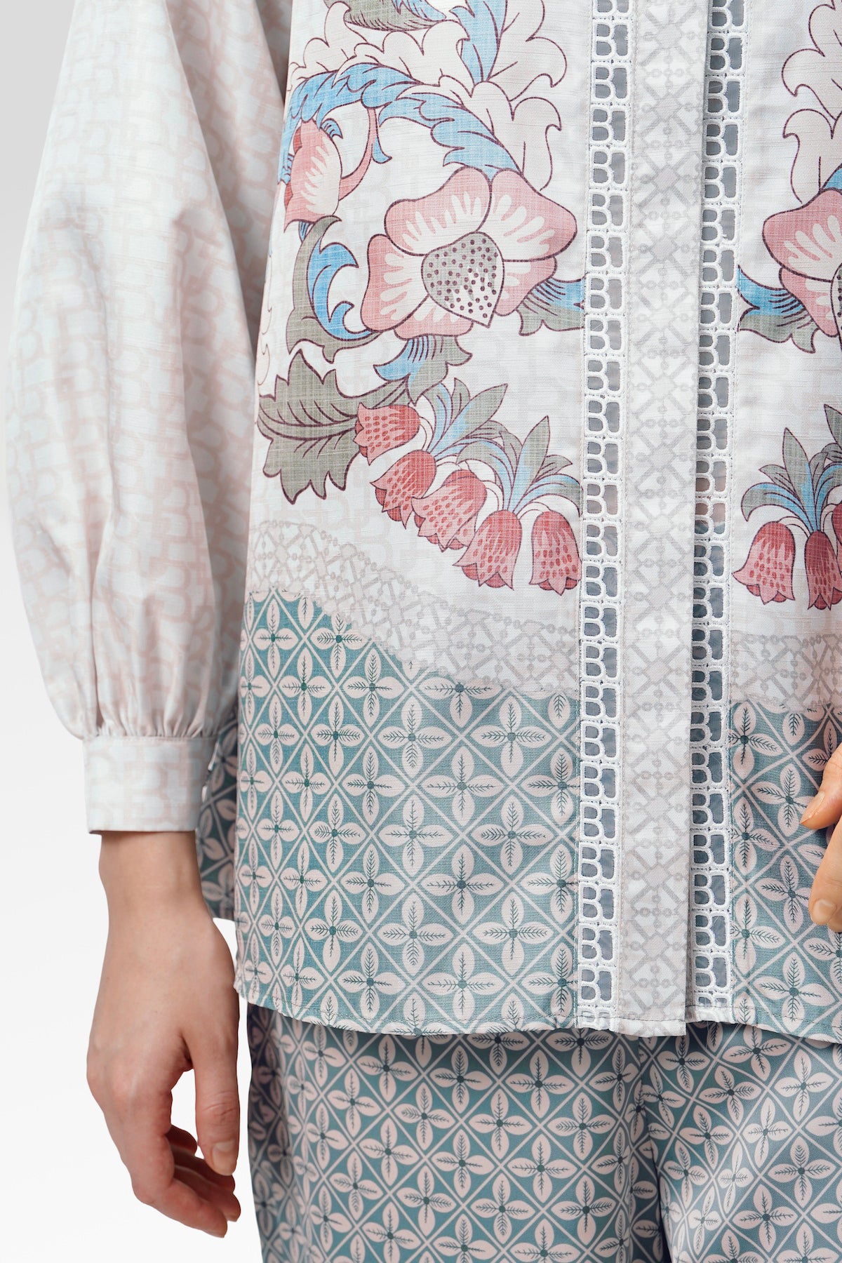 The Regal Signature Shirt - Sandsage
