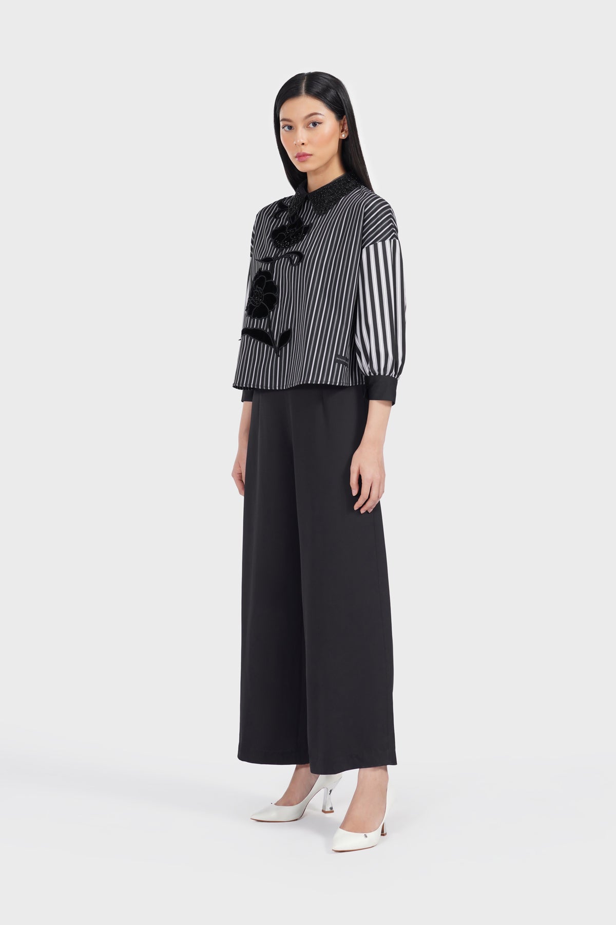 Thalassa Embroidery Shirt - Black