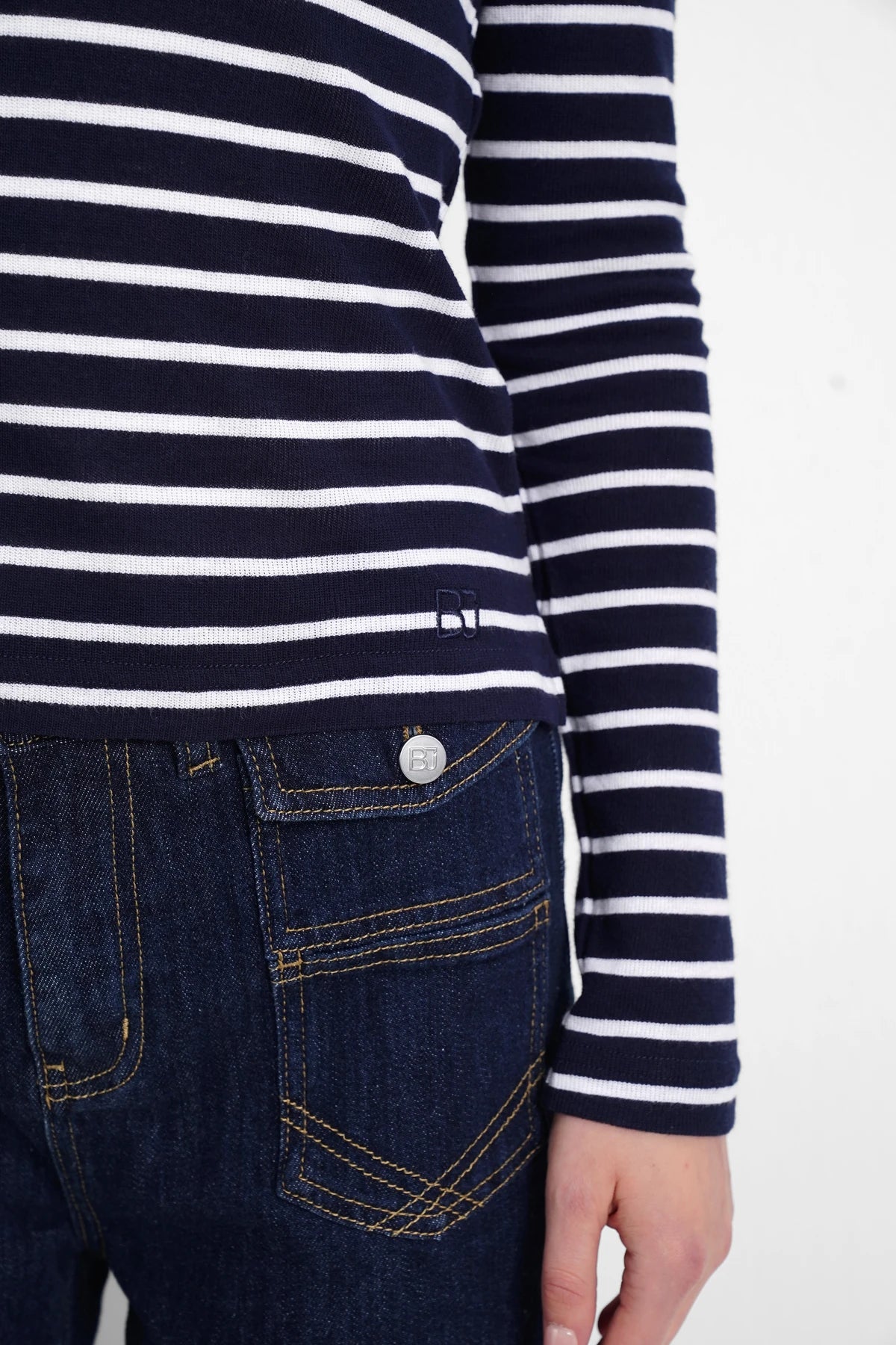 Tiana Top - Navy/White
